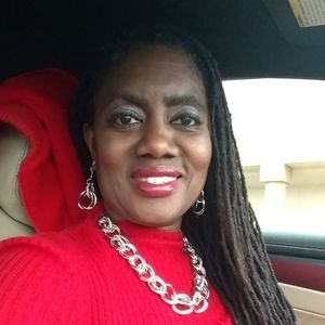 Meet your Posher, Loretta